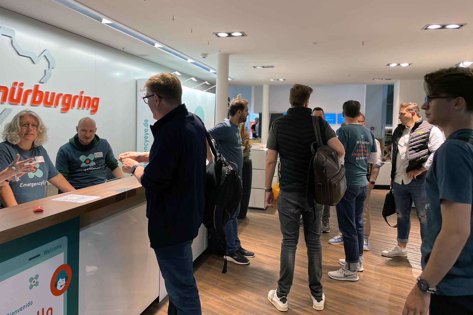 Begrüßung und Registrierung Hackathonamring